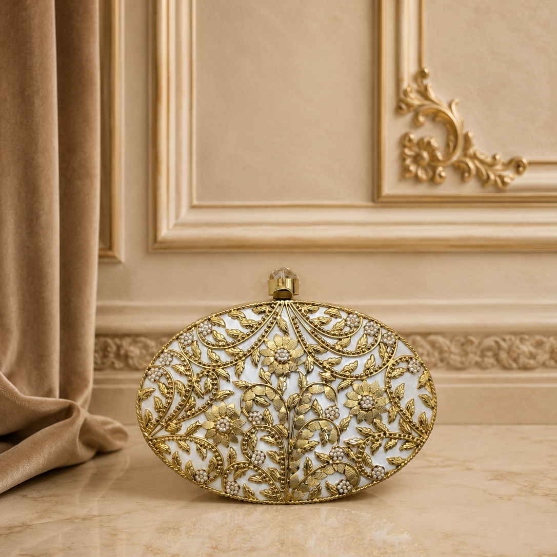 Victoria Clutch